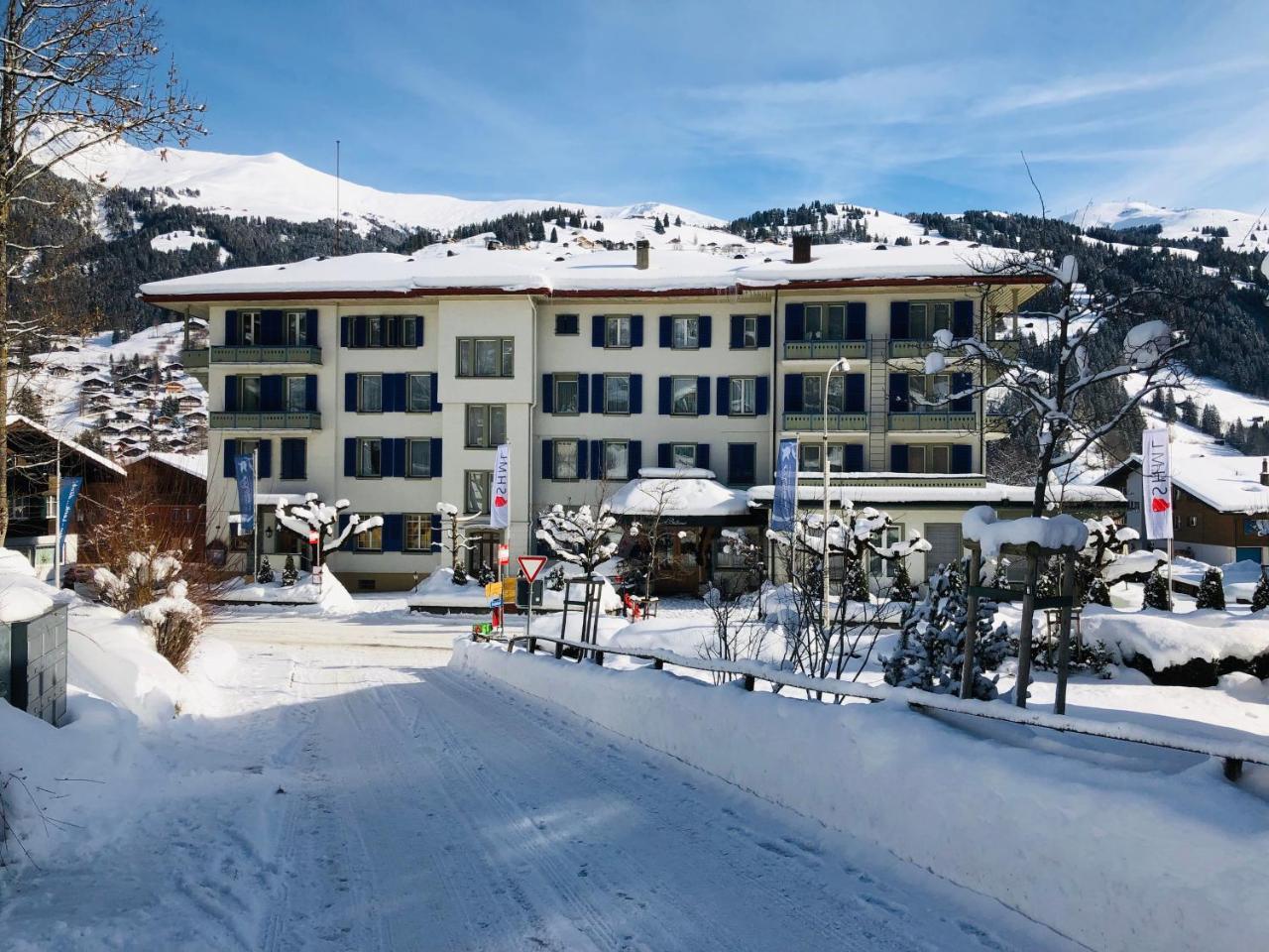 Parkhotel Bellevue Budget Lenk Exterior photo